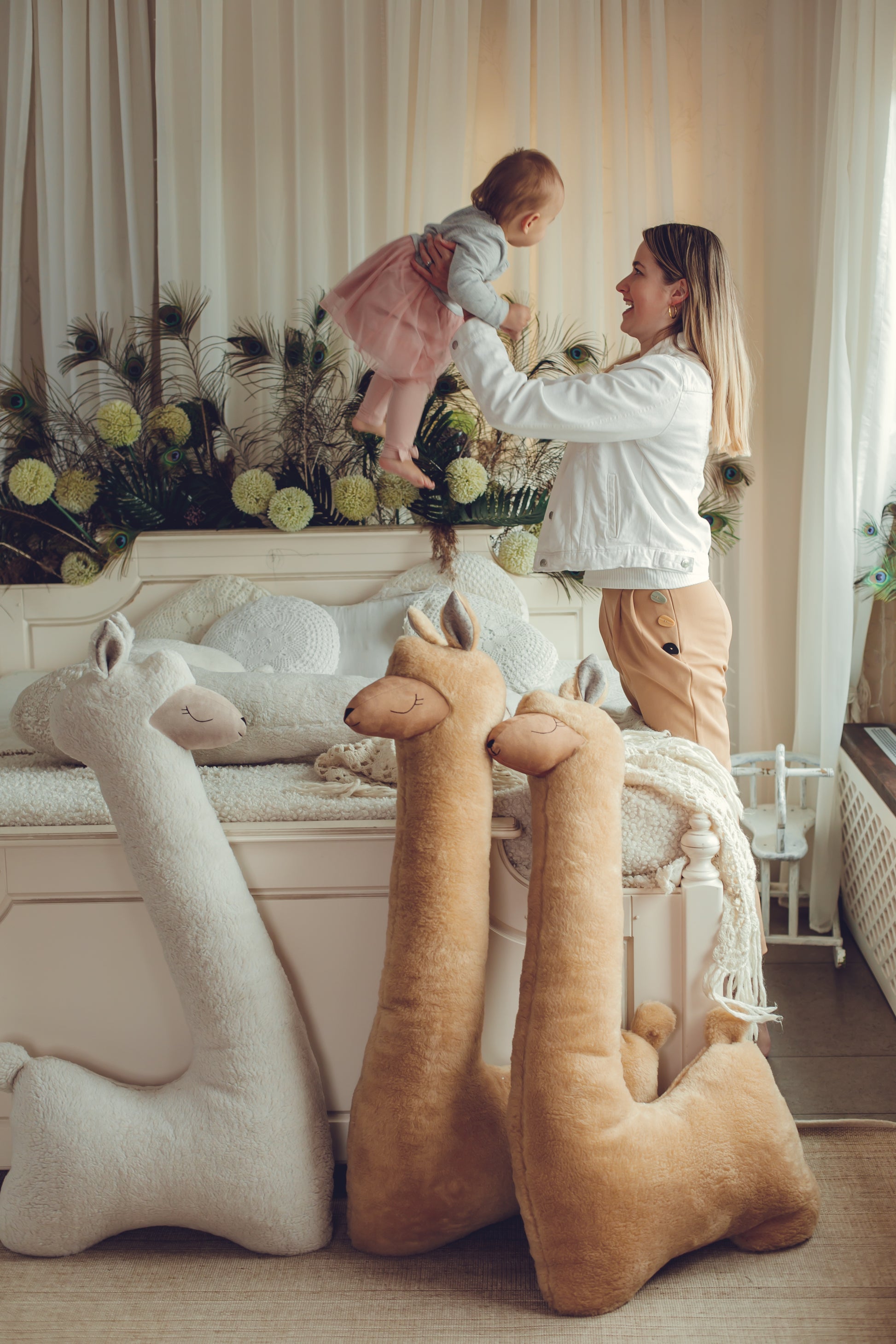Giant Plush Alpaca Toy – 120cm Rust-Coloured Soft Pillow Friend | Vegan Fur | Handmade in Lithuania